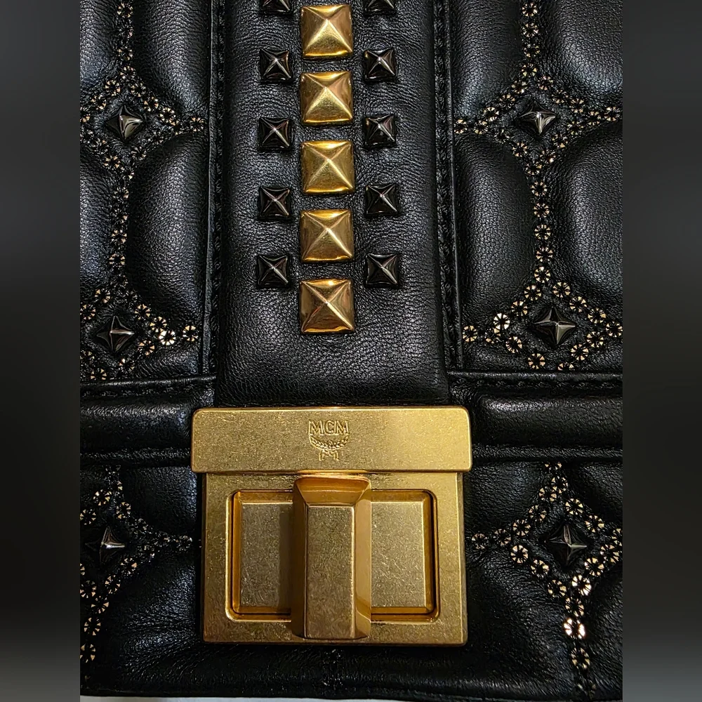 Rare MCM Veronika Isis Leather Shoulder Bag - Picture 2 of 6